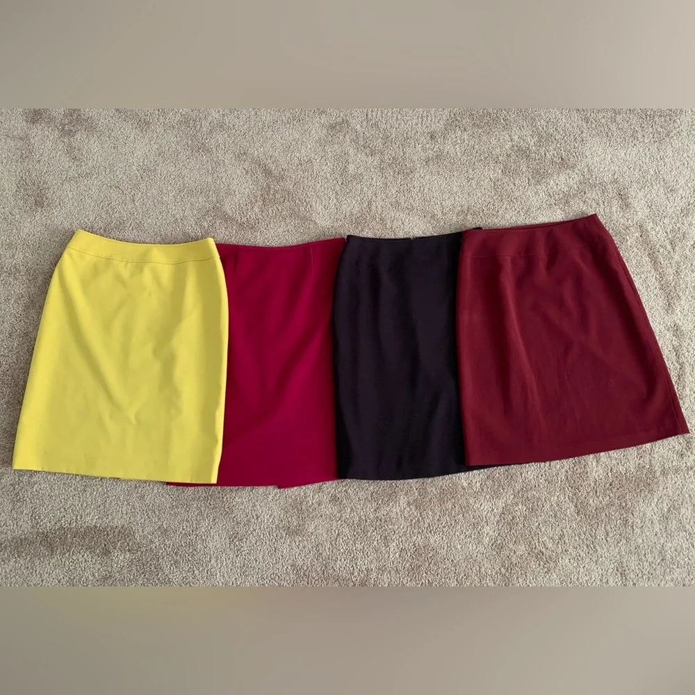 BUNDLE: 4 Name Brand Pencil Skirts - Size 4 - Picture 2 of 9